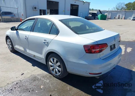 2017 Volkswagen Jetta 1.4T S z USA, uszkodzony, nr VIN 3VW2B7AJ8HM304671